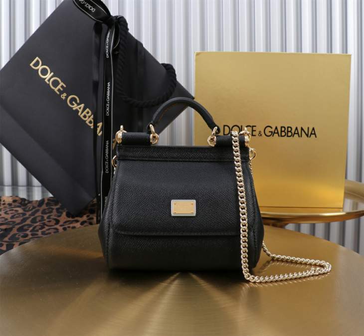 Picture of Dolce Gabbana Handbags _SKUfw204799056fw